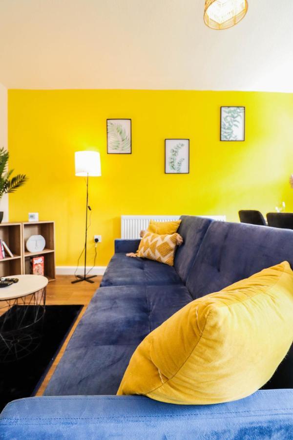 Spacious 1 Bed Flat-Free Parking ฮิลลิงดัน ภายนอก รูปภาพ